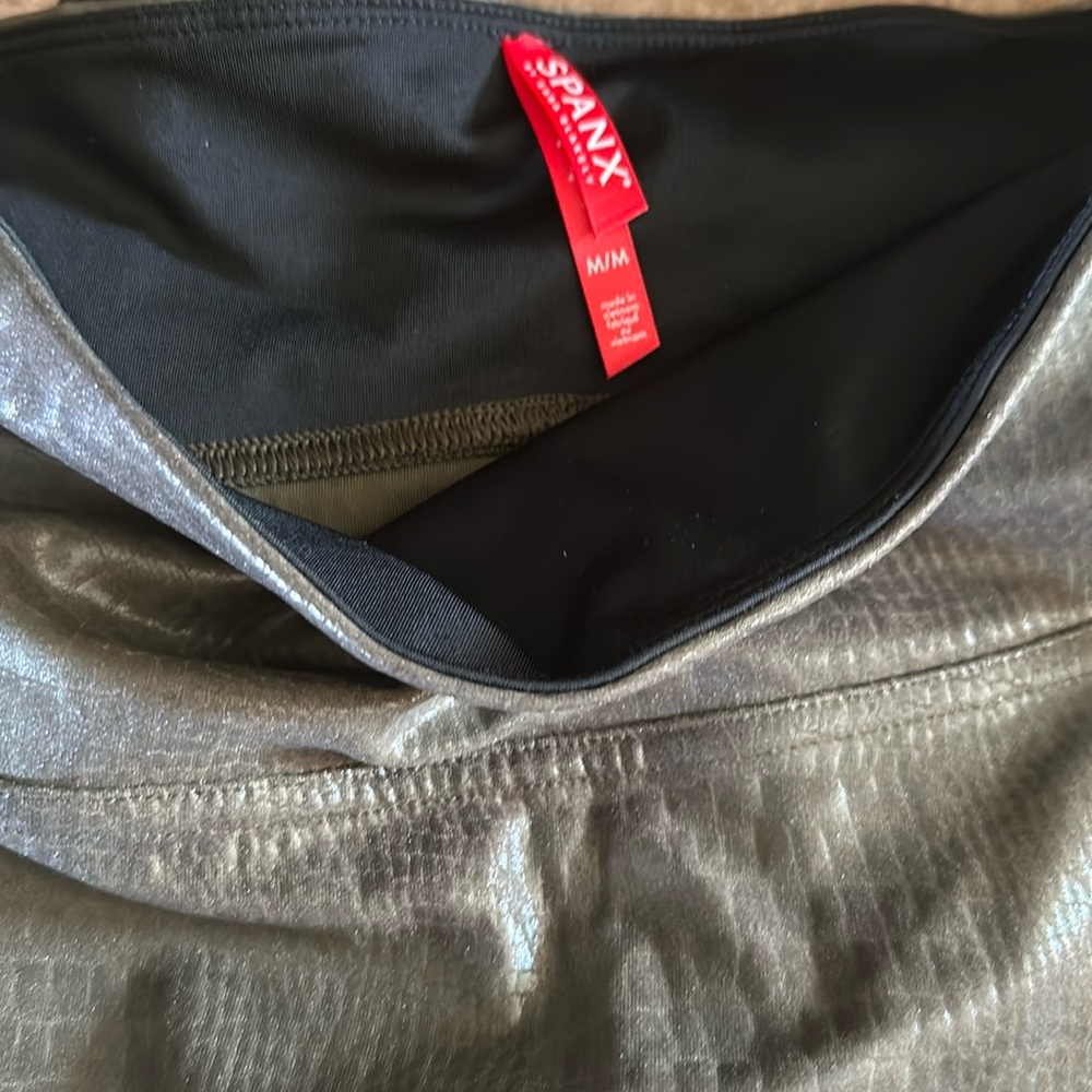 Spanx size Medium faux green leather snakeskin